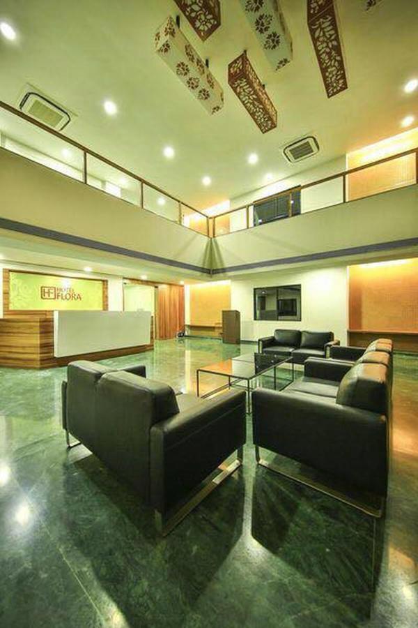 אחמדאבאד Fabhotel Flora Vastral מראה חיצוני תמונה