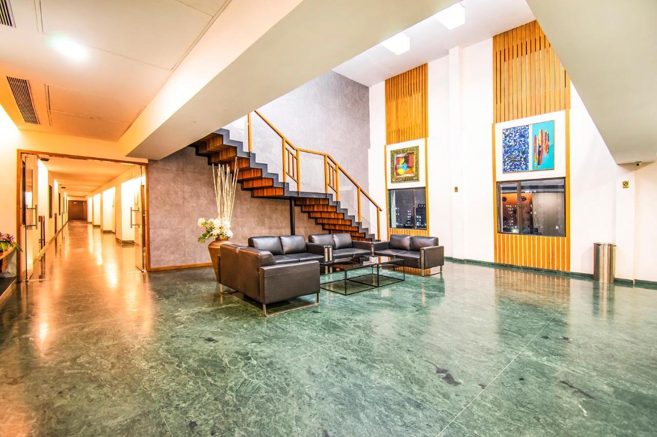 אחמדאבאד Fabhotel Flora Vastral מראה חיצוני תמונה