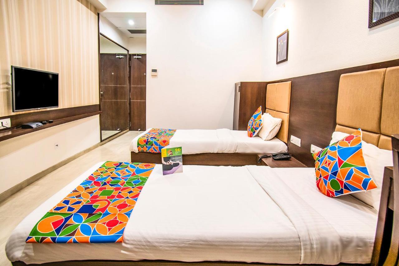 אחמדאבאד Fabhotel Flora Vastral מראה חיצוני תמונה